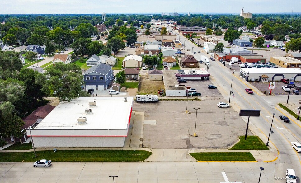 More Photos Of 1700 Dakota Ave, South Sioux City Freestanding For Sale