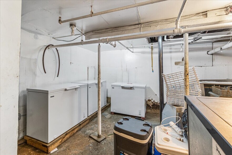 More Photos Of 4 Main St, Kings Park Storefront Retail Residential For Sale