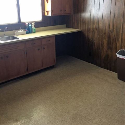 More Photos Of 11 N Meridian St, Washington Office For Sale