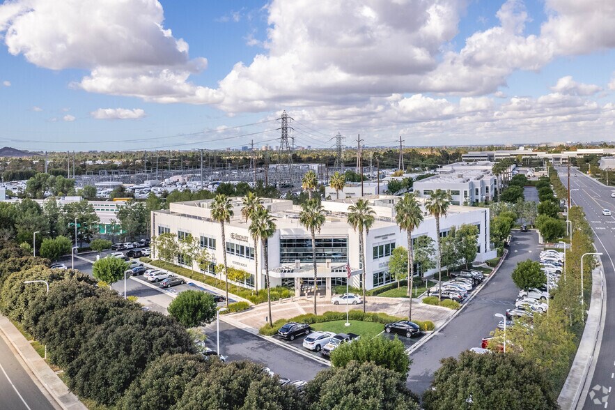 More Photos Of 15825 Laguna Canyon Rd, Irvine Medical For Lease