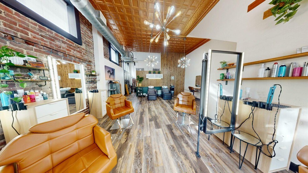 More Photos Of 104-110 S Park Ave, Sanford Storefront Retail Office For Sale