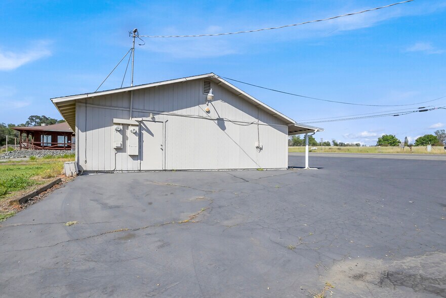 More Photos Of 11400 Loma Rica Rd, Marysville General Retail For Sale