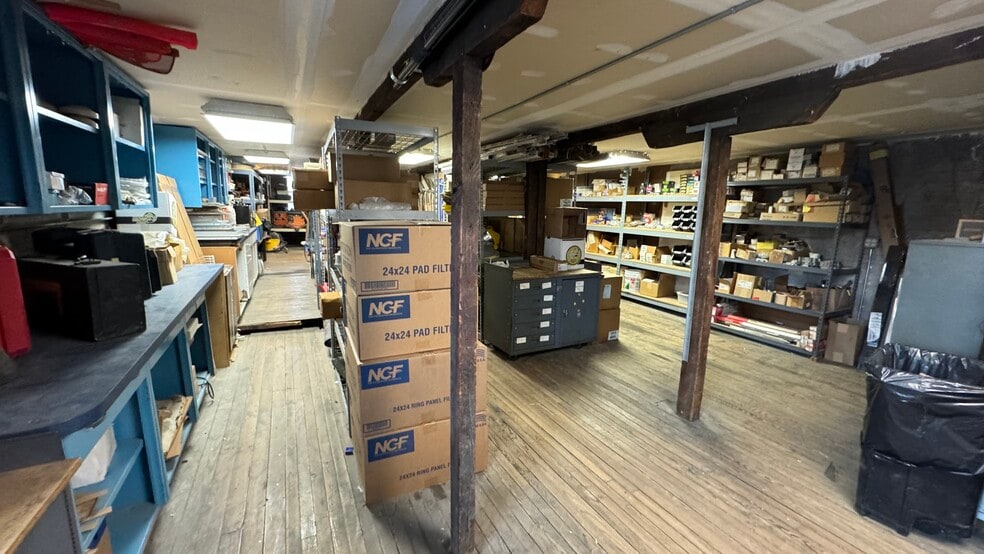 More Photos Of 309 S Main St, Phillipsburg Office For Sale