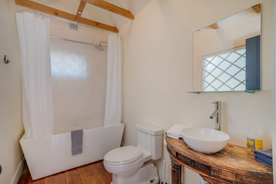 More Photos Of 25807 State Highway 189, Twin Peaks Hotel For Sale