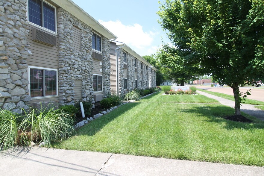 More Photos Of 430 Adams St, Paducah Apartments For Sale