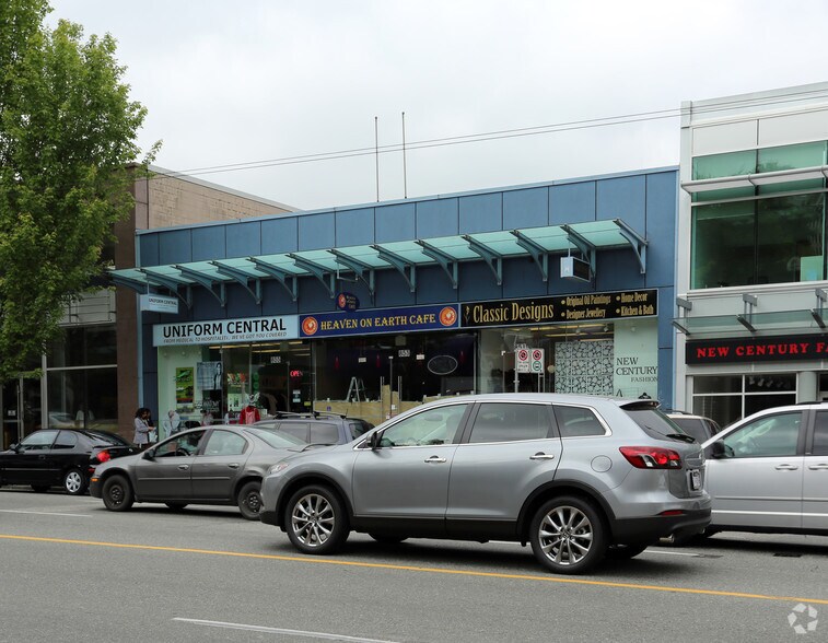 More Photos Of 851-855 W Broadway, Vancouver Storefront For Lease