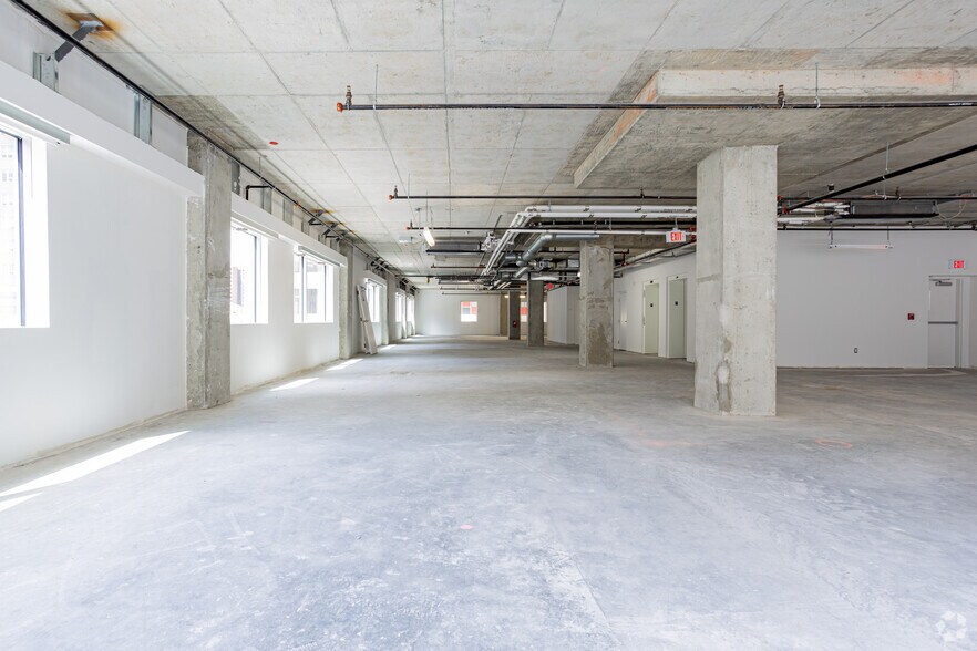 More Photos Of 634 6th Ave SW, Calgary Loft Creative Space For Sale