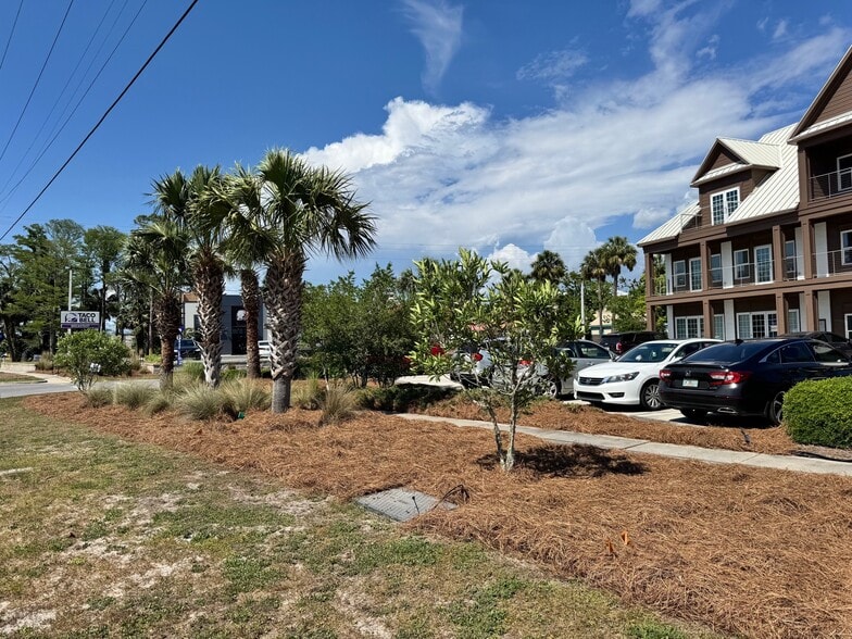 More Photos Of 212 Highway 98, Port Saint Joe Medical For Lease