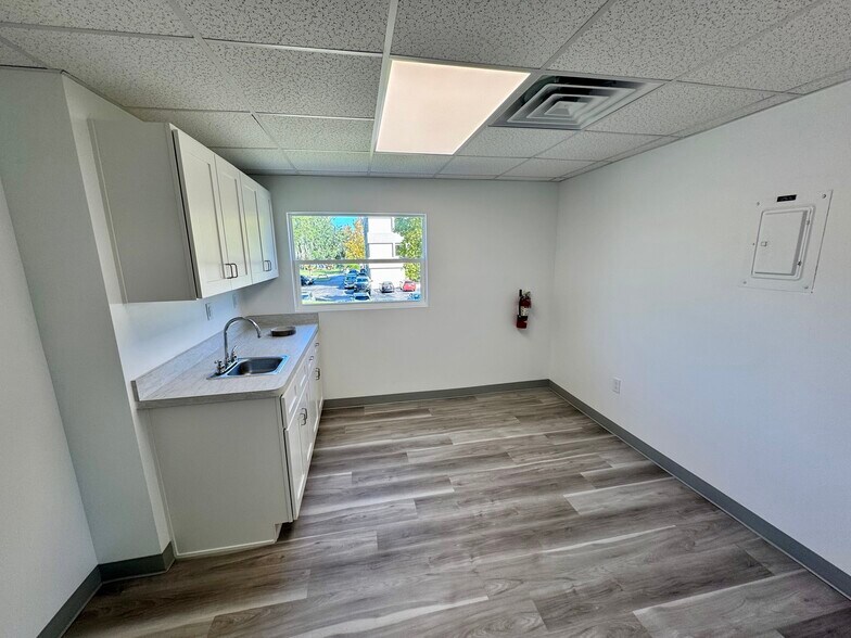 More Photos Of , Ormond Beach Office For Sale