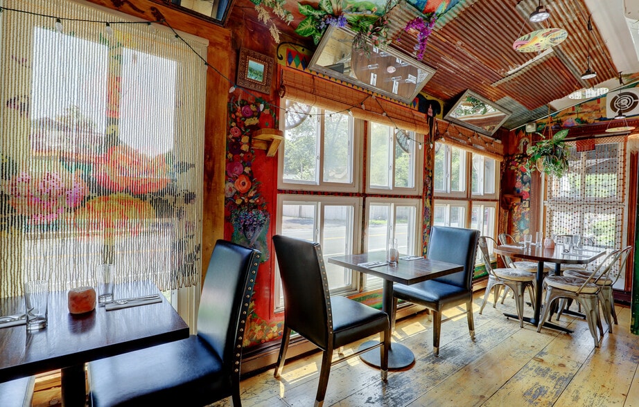 More Photos Of 1300 State Route 213, High Falls Restaurant For Sale