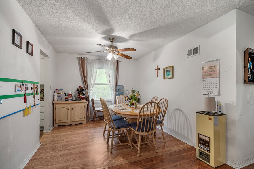 More Photos Of 1424 S 55th St, Kansas City Religious Facility For Sale