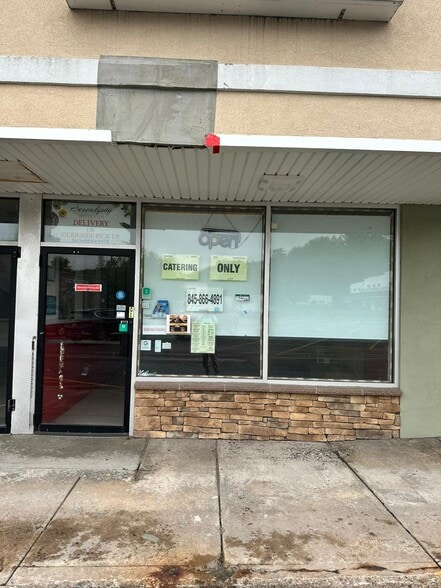 More Photos Of 187 Mill St, Liberty Unknown For Lease