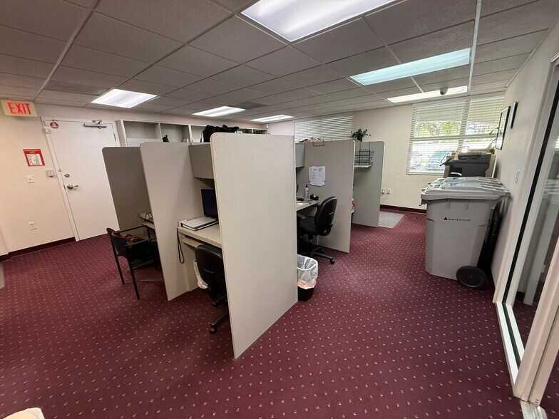 More Photos Of 7765 SW 87th Ave, Miami Medical For Sale