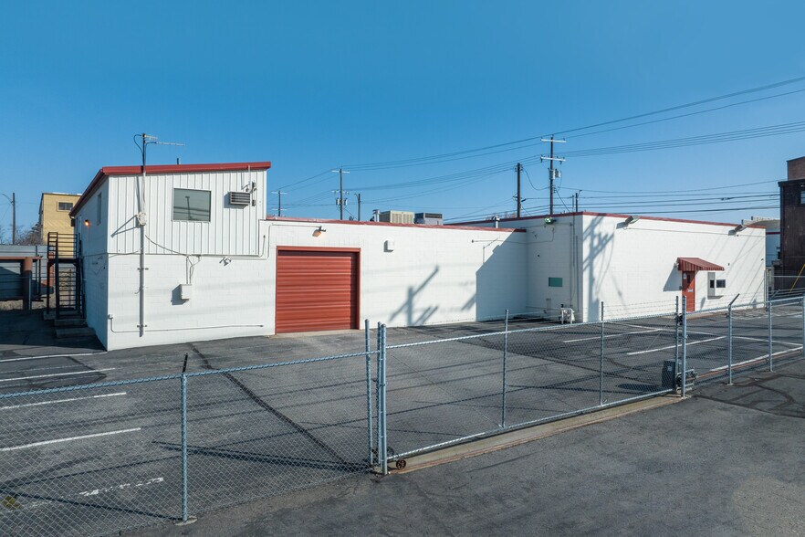 More Photos Of 806 E 2nd Ave, Spokane Service For Lease