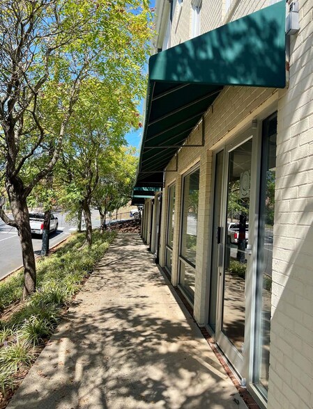 More Photos Of 1001 E Market St, Charlottesville Office Residential For Sale