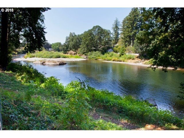 More Photos Of 755 K St, Washougal Manufactured Housing Mobile Home Park For Sale