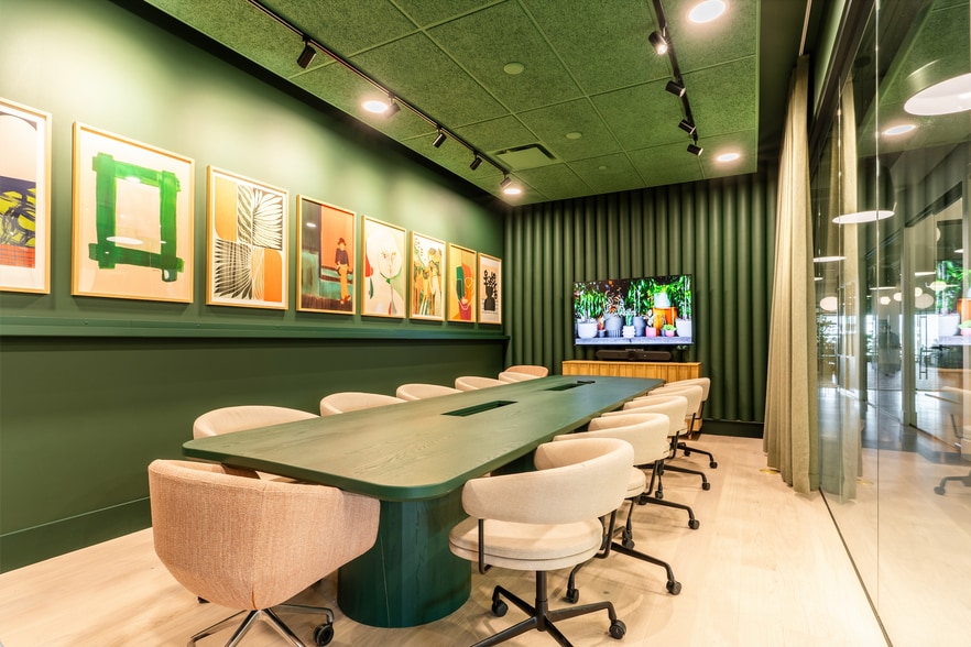 Primary Photo Of 4835 S Highland Dr, Holladay Coworking Space