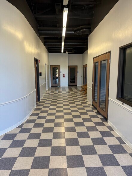 More Photos Of 3976 Durock Rd, Cameron Park Storefront Retail Office For Lease