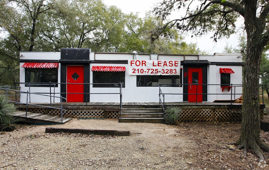More Photos Of 18816 FM 2252, San Antonio Storefront For Lease