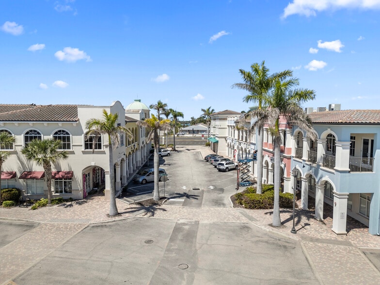 More Photos Of 3976 Destination Dr, Osprey Storefront For Sale