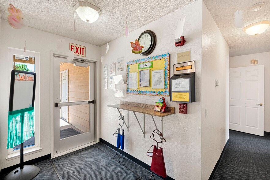 More Photos Of 12883 Amethyst Rd, Victorville Daycare Center For Sale