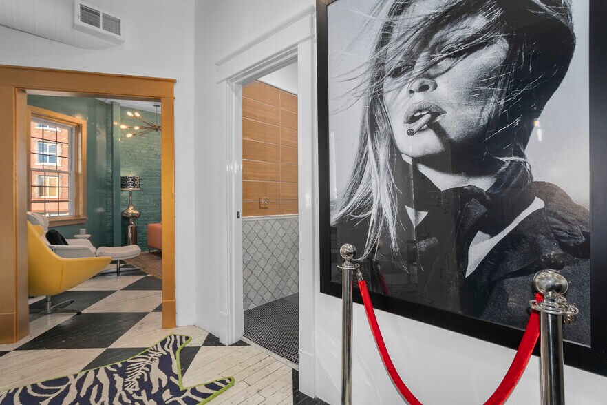 More Photos Of 120-122 W 5th St, Kansas City Storefront Retail Residential For Sale