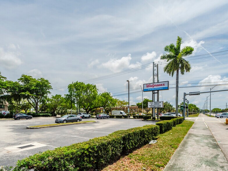 More Photos Of 9701 SW 24th St, Miami Drugstore For Lease