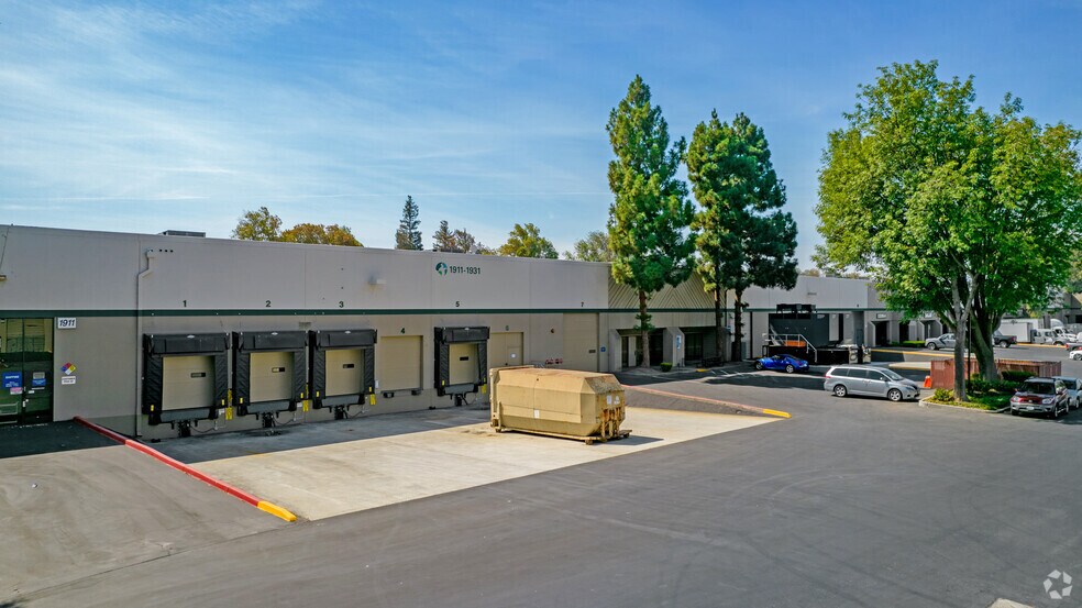 Primary Photo Of 1911-1931 Lundy Ave, San Jose Warehouse For Lease