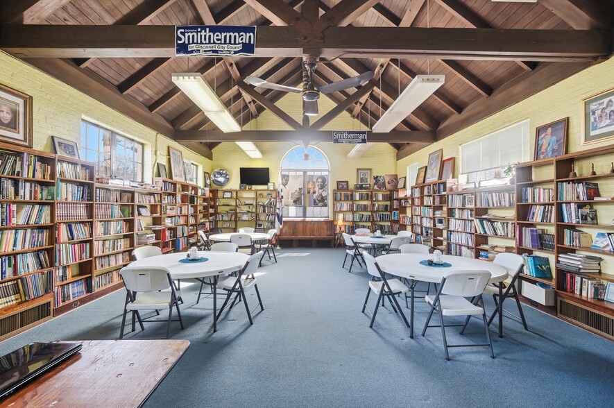 More Photos Of 1703 Dale Rd, Cincinnati Public Library For Sale