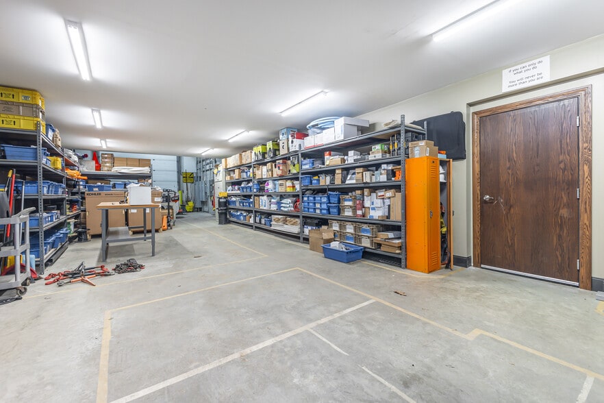 More Photos Of 11470 Industrial Dr, Galena Warehouse For Sale