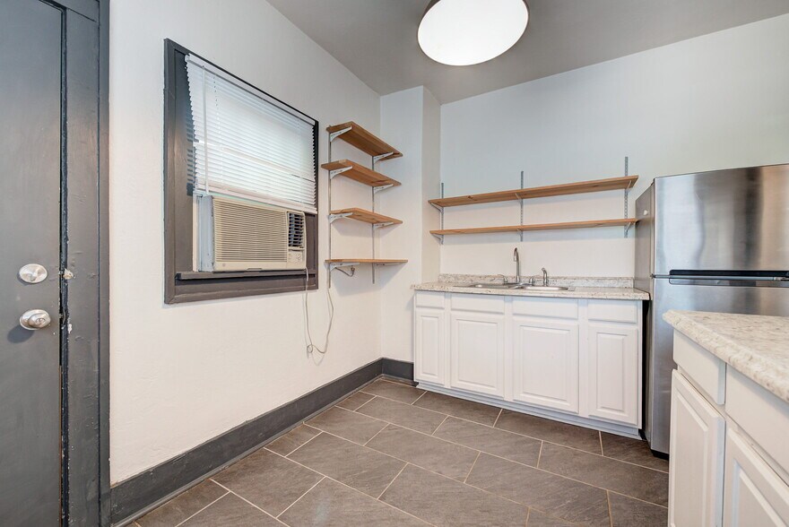 More Photos Of 408 Chautauqua Ave, Norman Multifamily For Sale