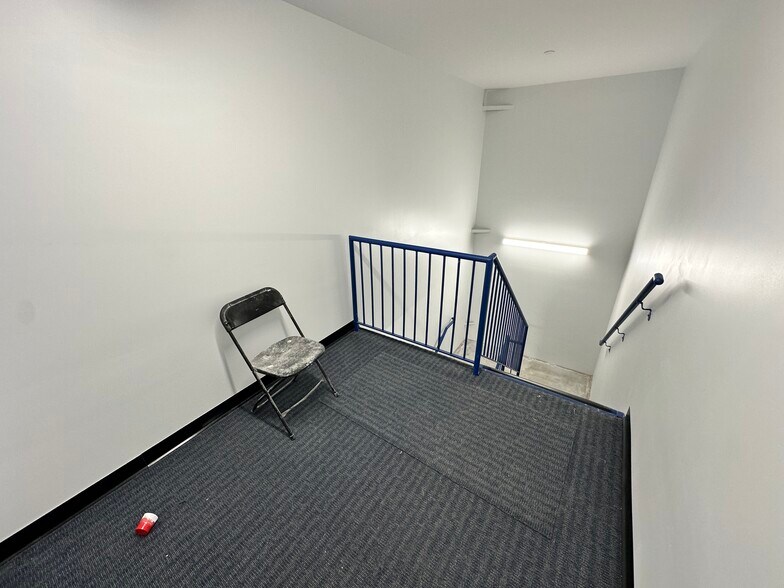 More Photos Of 4865 Arthur Kill Rd, Staten Island Warehouse For Sale