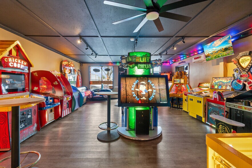 More Photos Of 208 N Molalla Ave, Molalla General Retail For Sale