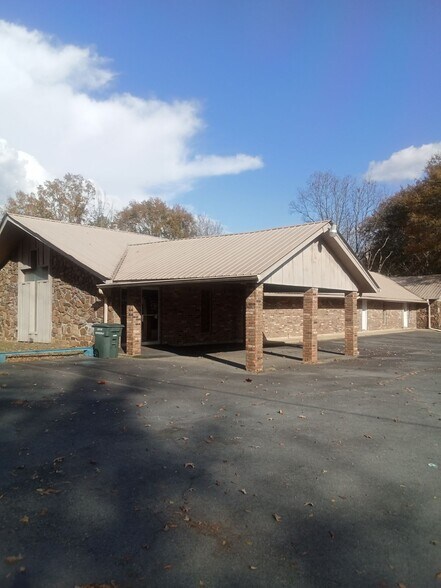 Primary Photo Of 620 N Conley St, Monticello Religious Facility For Sale