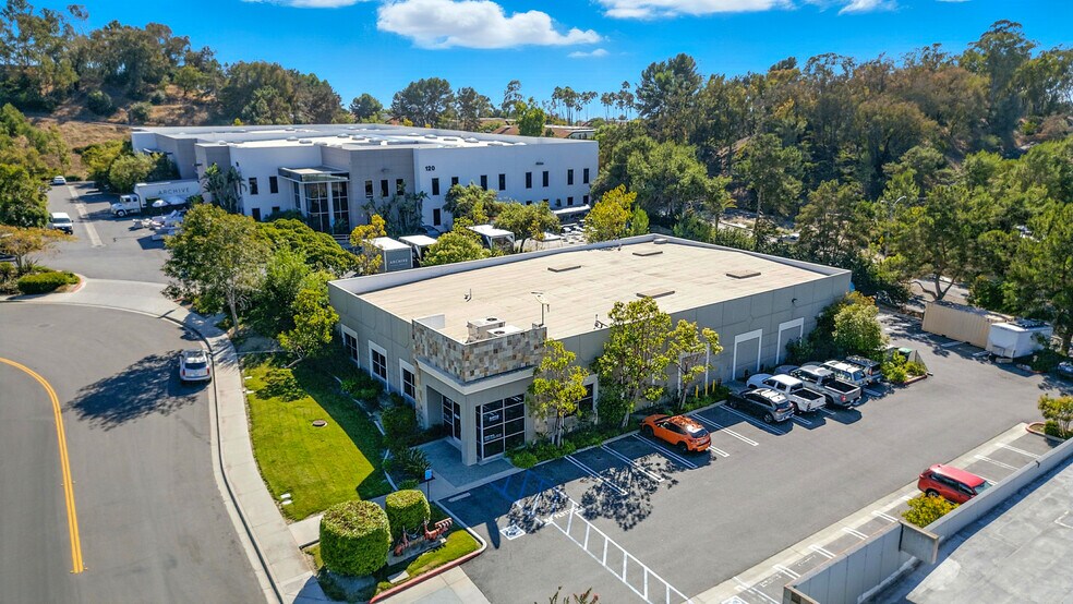 More Photos Of 110 Calle Iglesia, San Clemente Warehouse For Sale