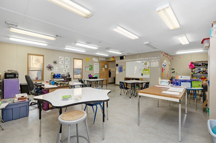 More Photos Of 100 Obetz Rd, Columbus Daycare Center For Sale