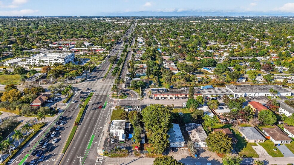 More Photos Of 3928 SW 12th Ct, Fort Lauderdale Manufacturing For Sale