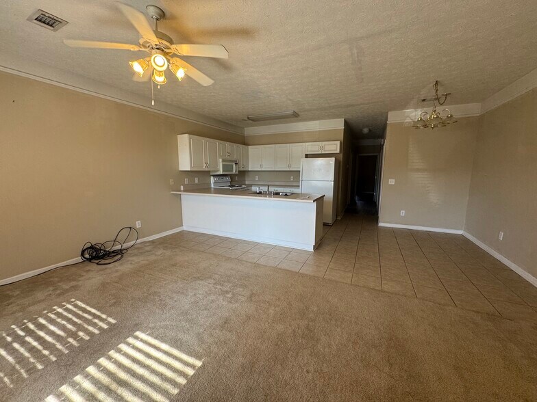 More Photos Of 8082 Veterans Pkwy, Columbus Apartments For Sale