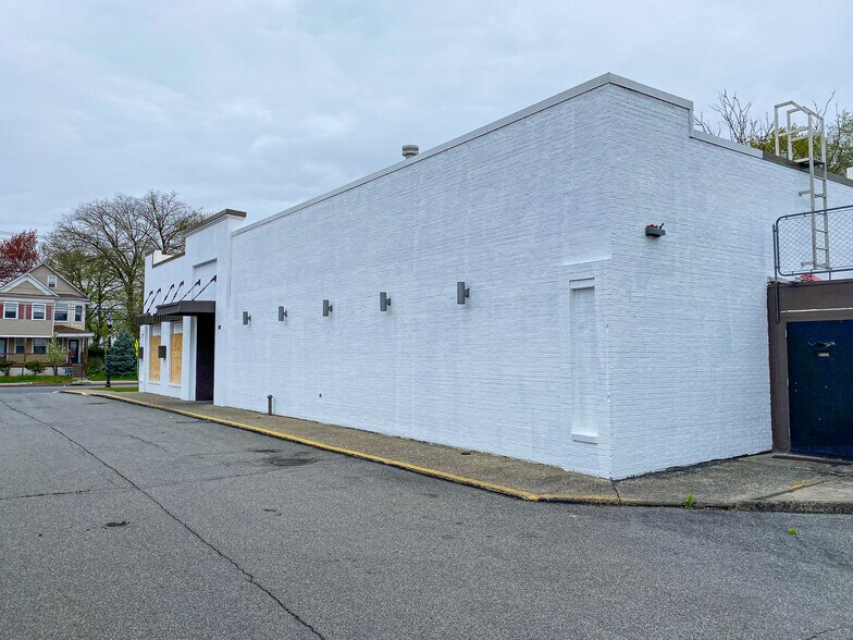 More Photos Of 274 Delaware Ave, Albany Fast Food For Lease