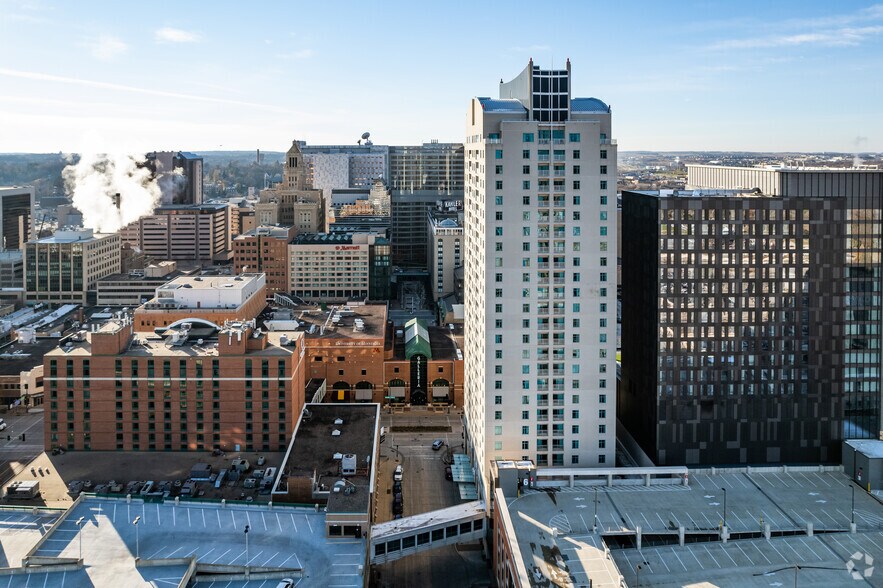 More Photos Of 15 1st St SE, Rochester Hotel For Lease