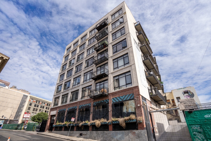 Primary Photo Of 117 Winston St, Los Angeles Apartments For Sale