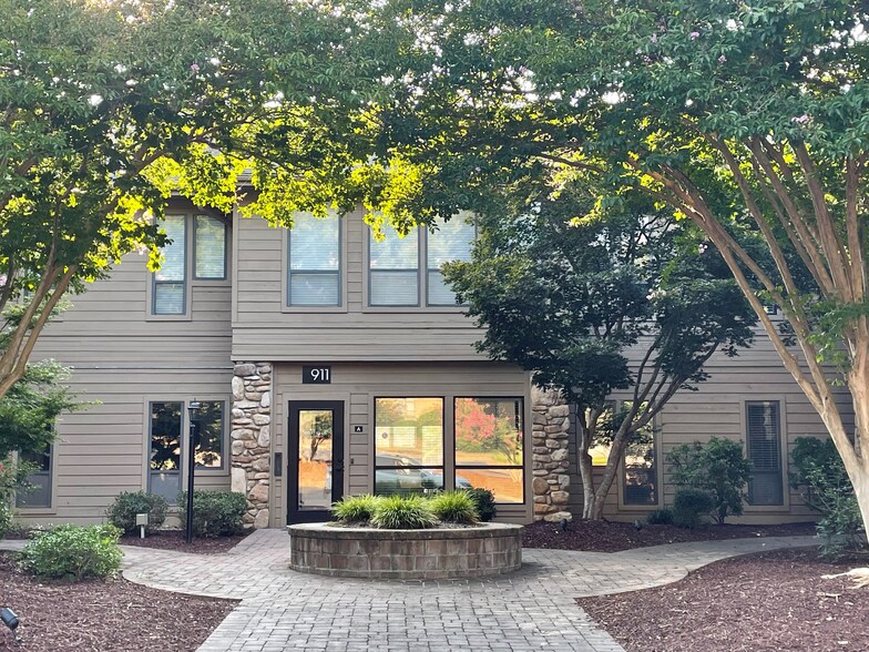 More Photos Of 911 Paverstone Dr, Raleigh Coworking Space