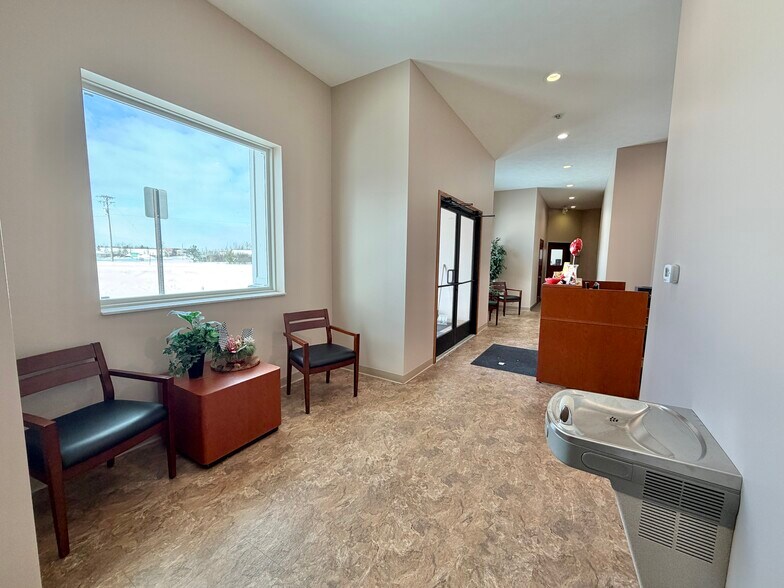 More Photos Of 26 E 3 Mile Rd, Sault Sainte Marie Office For Sale