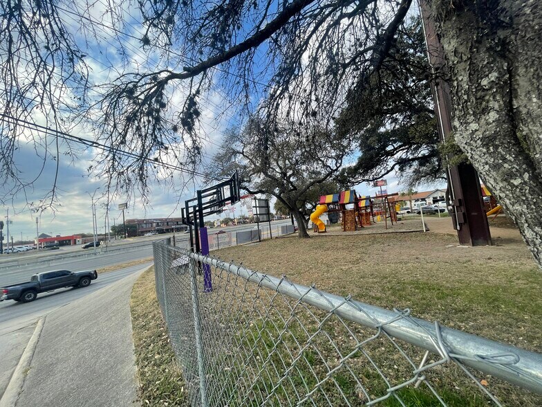 More Photos Of 15838 San Pedro, San Antonio Land For Sale