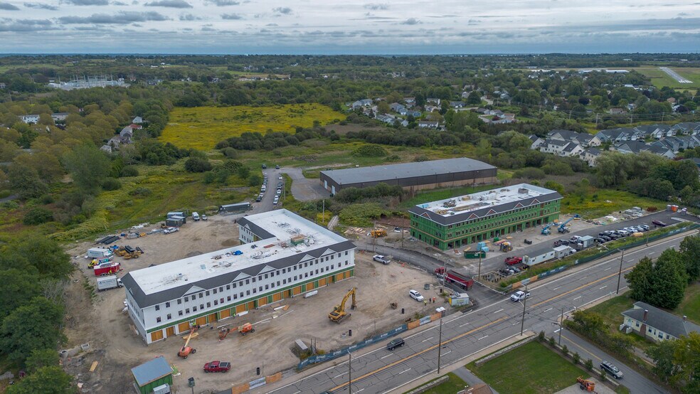 More Photos Of 1747 W Main Rd, Middletown General Retail For Lease
