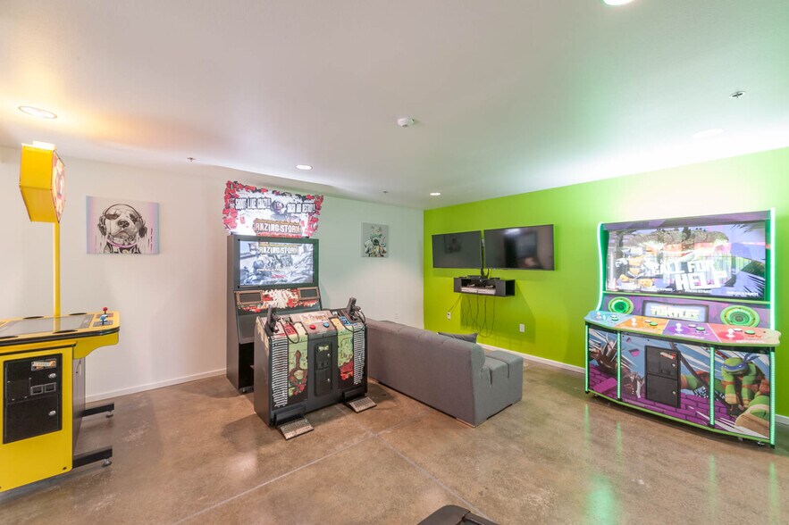 More Photos Of 1033 W 5th St, Chico Apartments For Sale