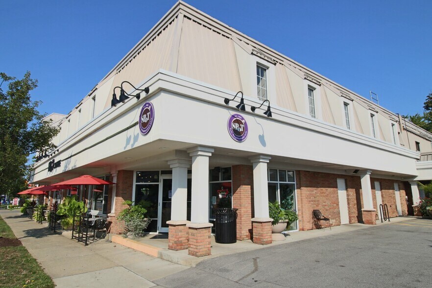 More Photos Of 5316-5330 Main St, Williamsville Office For Lease