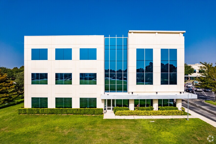 More Photos Of 6150 Metrowest Blvd, Orlando Medical For Lease