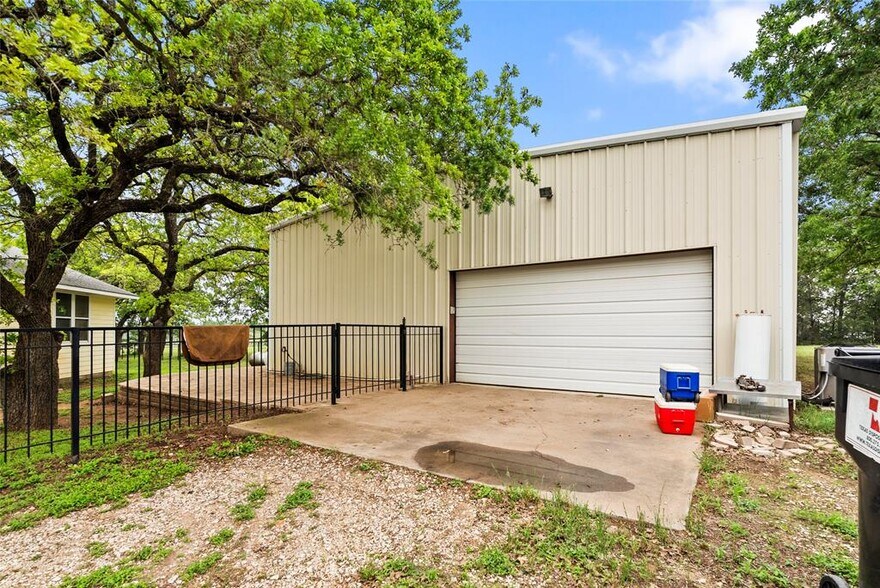 More Photos Of 1389 U.S. 290 E, Elgin Land For Sale