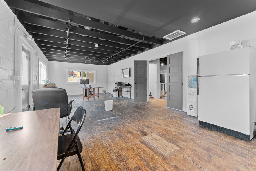 More Photos Of 24 Commerce St, Franklin Industrial For Sale